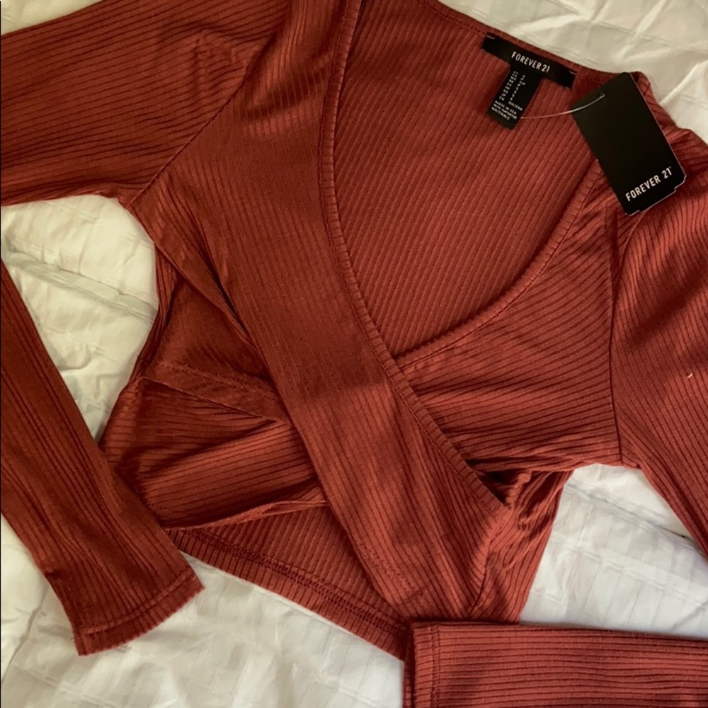 Knit crop top - Picture 2 of 2